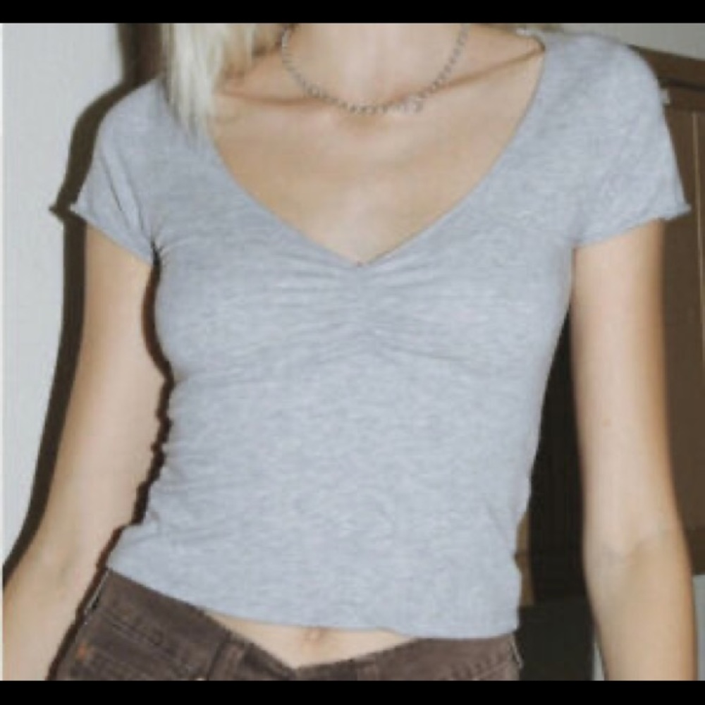 Brandy Melville Gina top